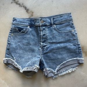 Express shorts high rise size4
